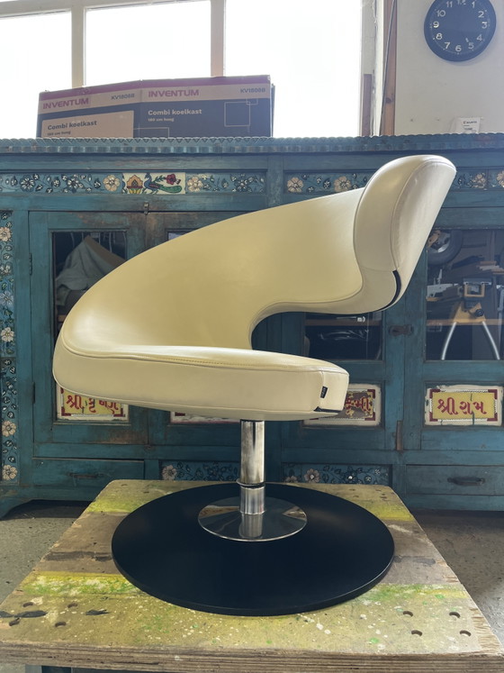 Image 1 of Varier Peel Club Design-Sessel aus cremefarbenem Leder