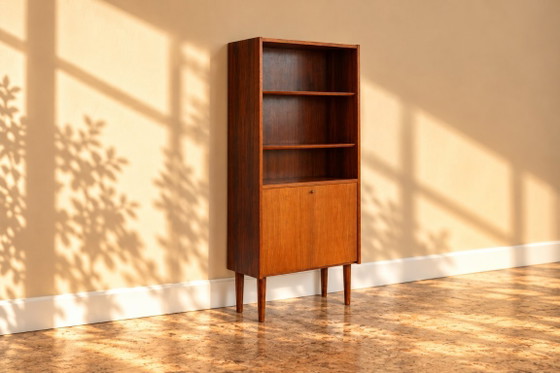 Vintage Wall cabinet | cabinet | 60s | Danish – Wood (photo 3 of 8)