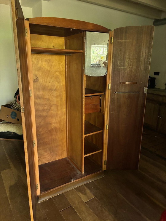 Image 1 of Wunderschöner Art-déco-Holzschrank aus der Mitte des Jahrhunderts