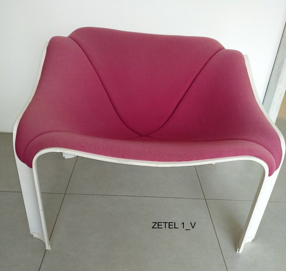Set of 2 Artifort F300 Bucket Seats – Pierre Paulin – Original Fuchsia Upholstery – Side chairs, Polyester (photo 2 of 18)