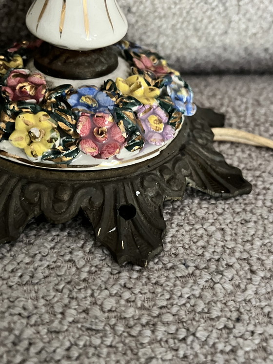Image 1 of Antieke Capodimonte tafellampje (niet getest)