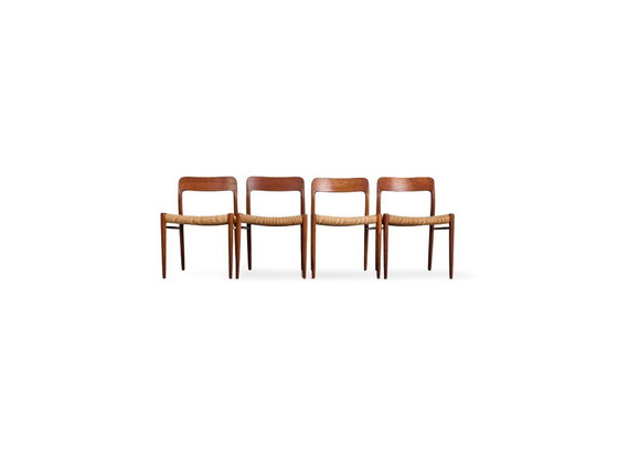 Image 1 of Ensemble de 4 chaises JL Mollers modèle 75 Niels Otto Møller en teck vintage