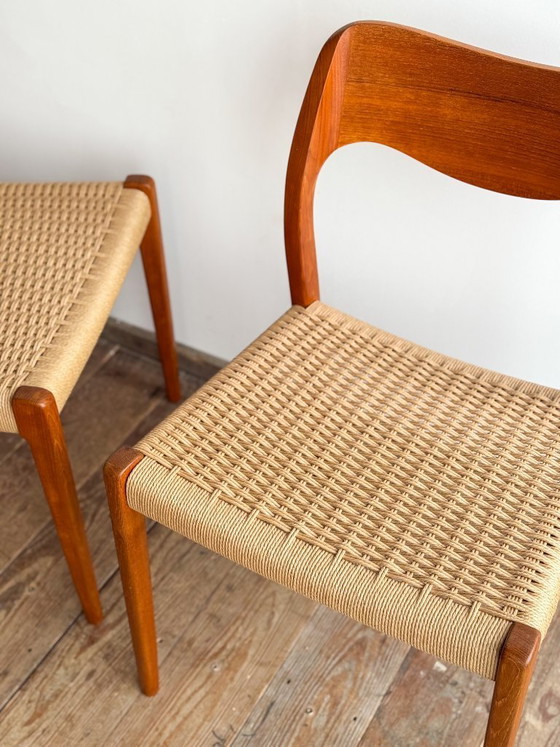 Image 1 of Set van 10 teakhouten eetkamerstoelen van Niels O. Møller voor J.L. Moller, model 71