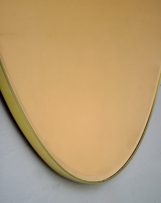 Image 1 of Coppia di specchi ovali italiani della metà del secolo scorso Specchio in ottone e bronzo, 1970