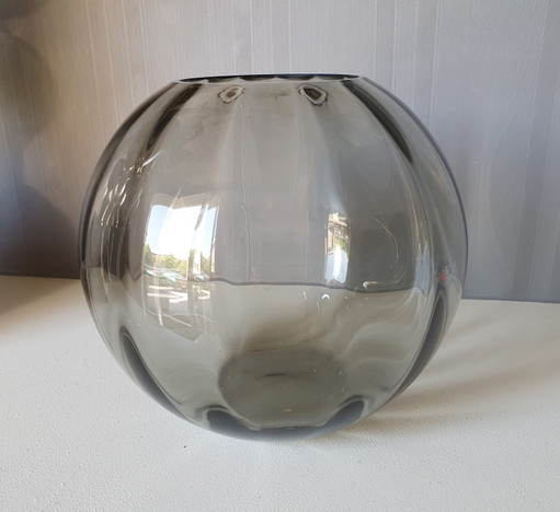 Weinlese-Turmalin-Vase, Wilhelm Wagenfeld