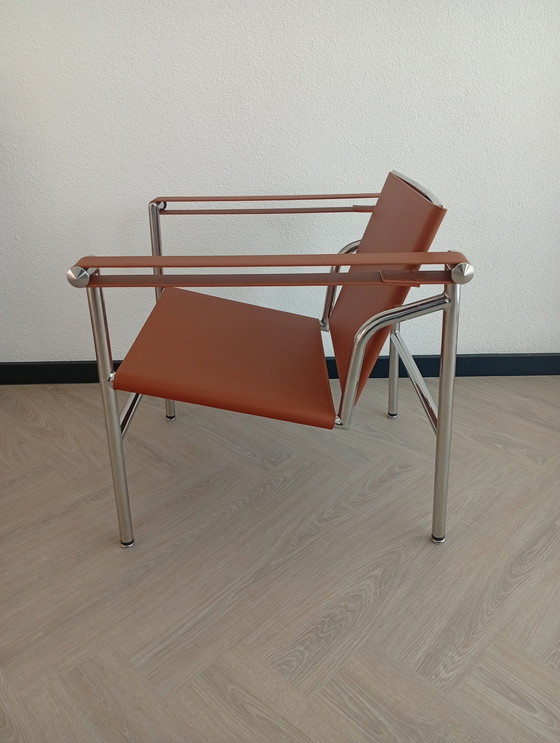 Image 1 of Cognac Le Corbusier Lc1 replica nuovo