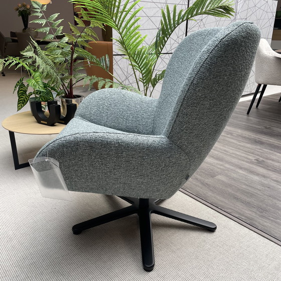 Image 1 of Bree's New World Legendary fauteuil