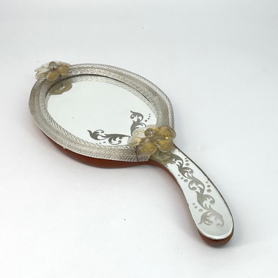 Image 1 of Venetiaanse Murano handspiegel/wandspiegel met glazen bloemen, Italië jaren 1940/50