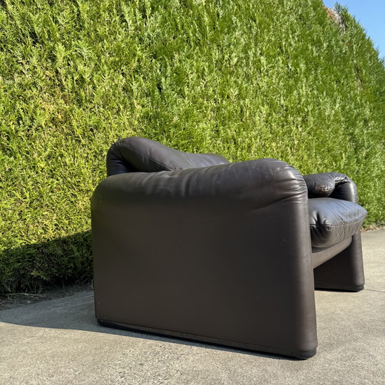 Image 1 of Cassina Maralunga 1-zit