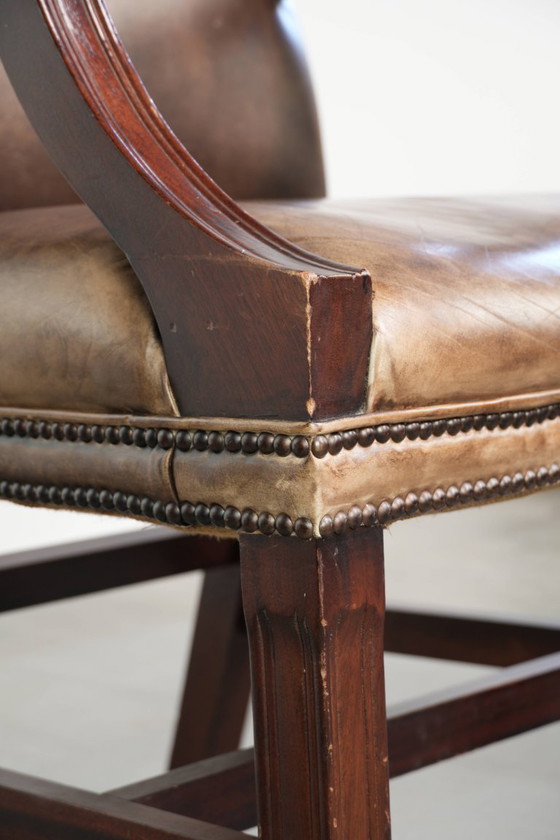 20th Century English Style Cowhide Leather Gainsborough Desk/Occasion Chair with a Luxurious Appearance (photo 11 of 12)