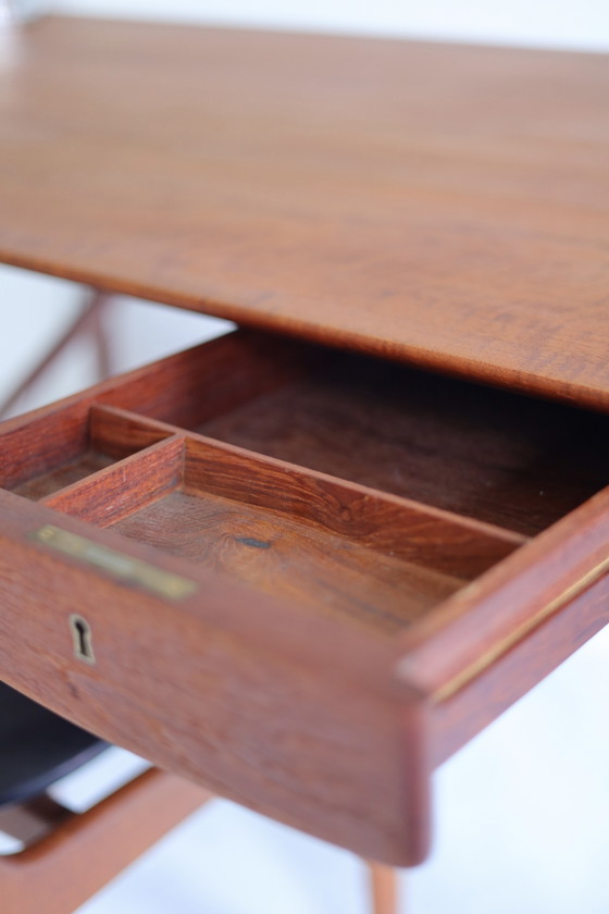 Image 1 of Bureau model 310, Peter Hvidt & Orla Molgaard-Nielsen jaren 50
