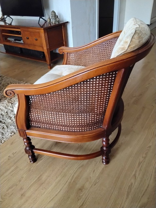 Exclusive armchair walnut with fabric