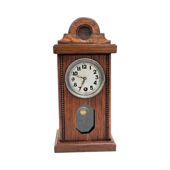 Image 1 of Miniatuur schoorsteenklok - Eikenhout, slingermechanisme, Duitsland, jaren 1920