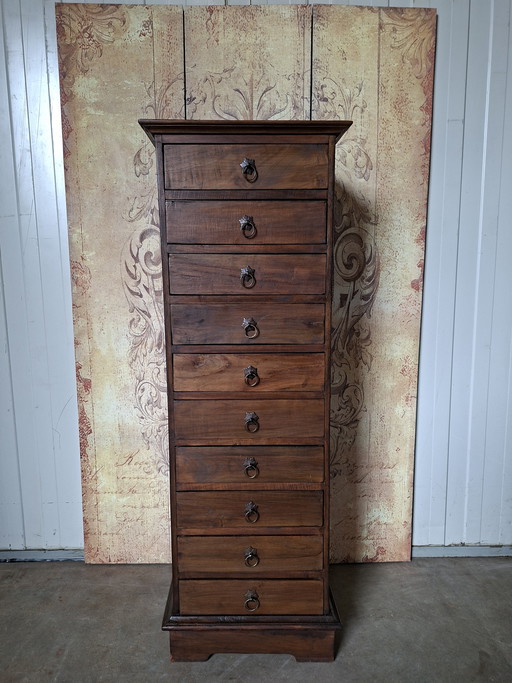 Cómoda de teca, botiquín, archivador, dimensiones: 47 x 42 cm y 135 cm de alto.