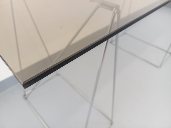 Image 1 of Vintage bureau uit de jaren 70 van gerookt glas en verchroomd metaal.