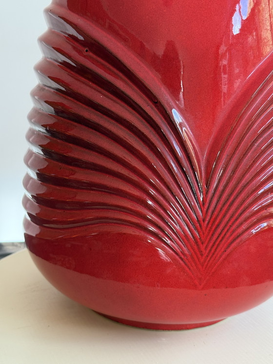 Image 1 of Gran jarrón rojo