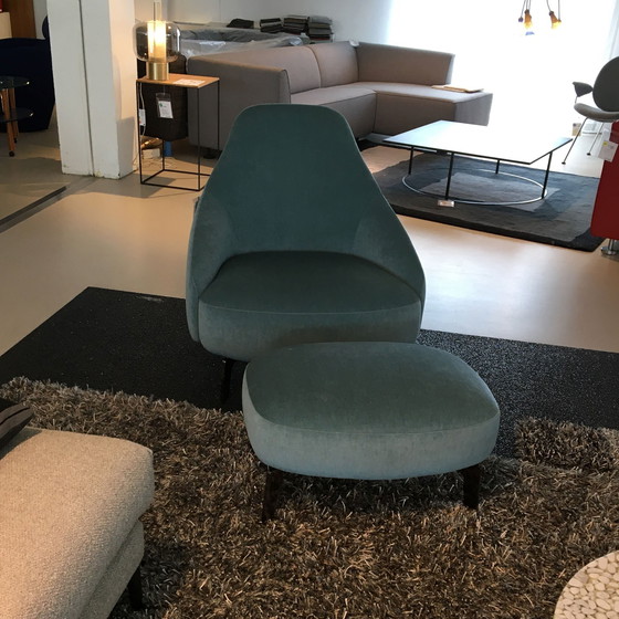 Image 1 of Poltrona Leolux Jill con pouf