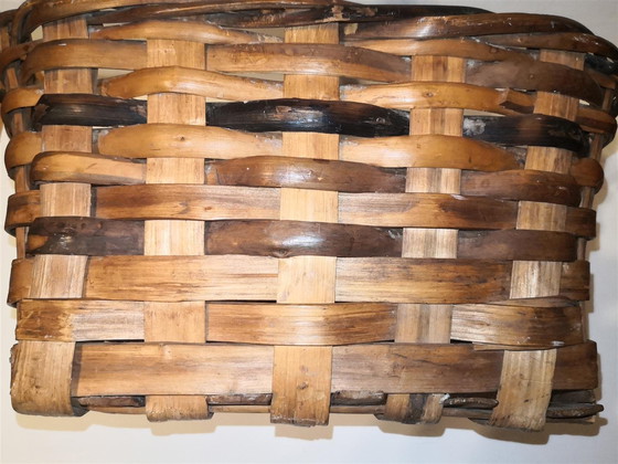 Image 1 of Zeldzame antieke retro vintage houten mand / 20e eeuw