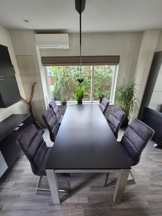 Image 1 of Comedor (sin sillas)