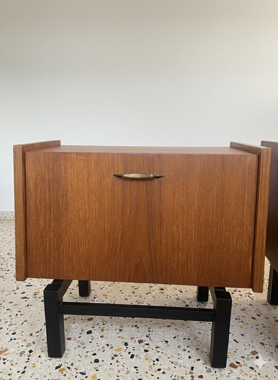 Image 1 of (1 di 2) Comodini vintage in teak – metà secolo – anni '60