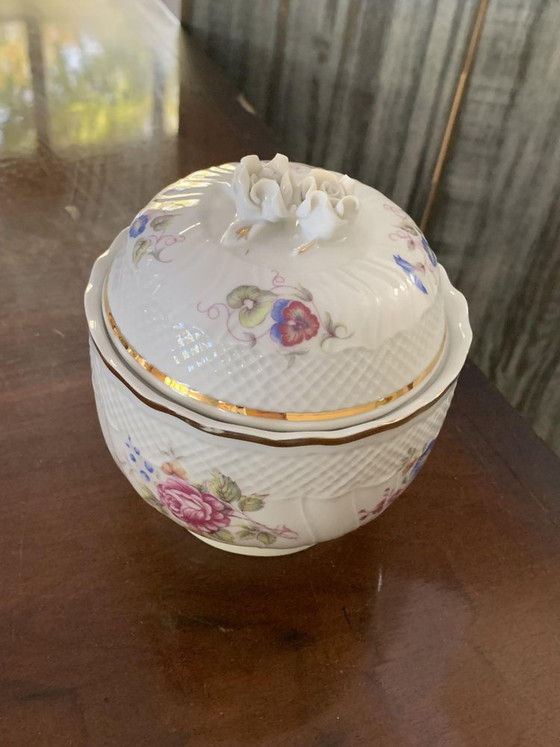 Hungarian Porcelain Trinket Box with Lid from Hollóhaza – Decorative Objects (photo 4 of 5)