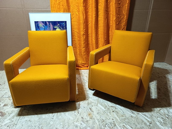 Image 1 of CASSINA Paire de fauteuils Utrecht 637 NEUF 2026 en laine KVARD Moutarde par Gerrit Rietveld