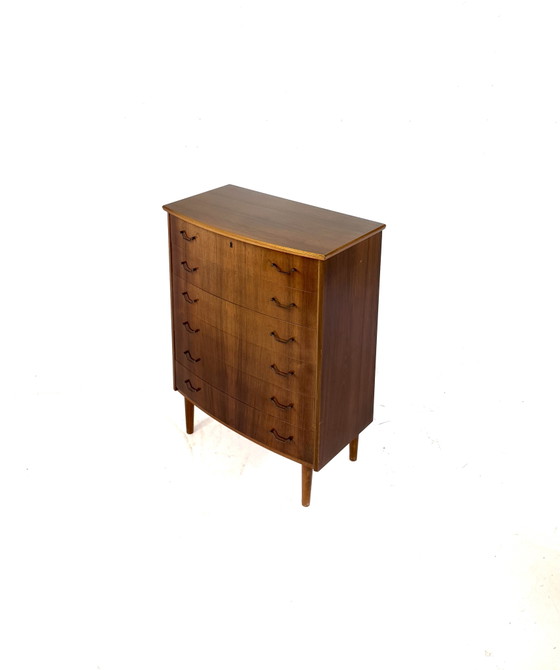 Cassettiera vintage danese in noce, anni '60. – Cassettiere, Wood, Metal (photo 9 of 9)