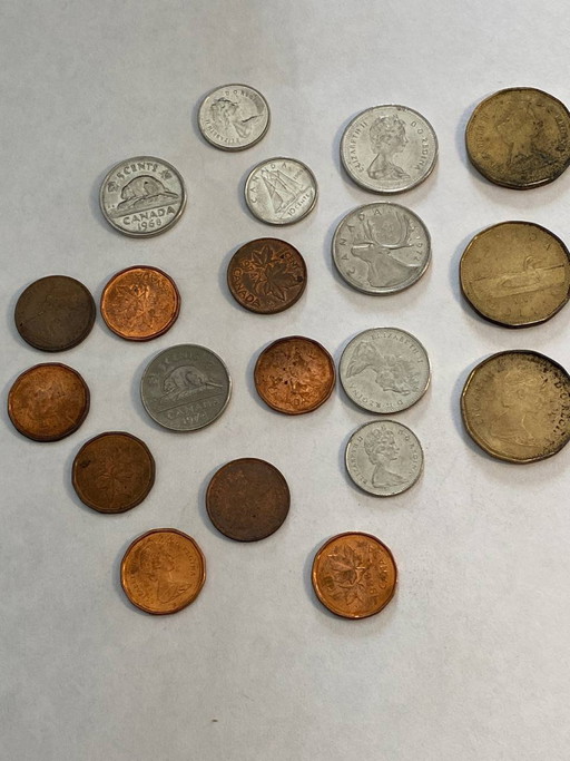 Lot of old coins Canada and Solomon Islands – 20th century – decoratieve objecten (photo 2 of 5)