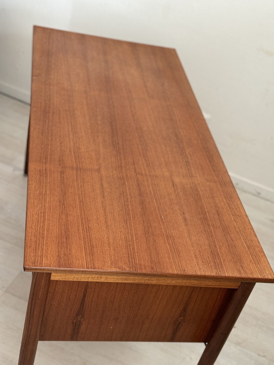 Image 1 of Scrivania danese vintage in teak di metà secolo, anni '60