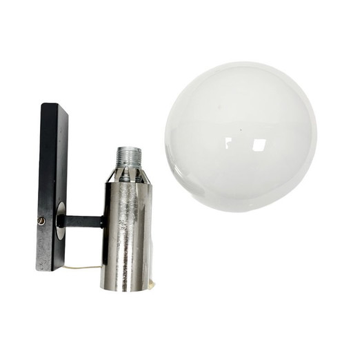 AKA Leuchten Wall Lamp, 1970s, Space Age Chrome Sphere, Mid-Century Vintage, East German (GDR), E14 Wall Light (photo 2 of 9)