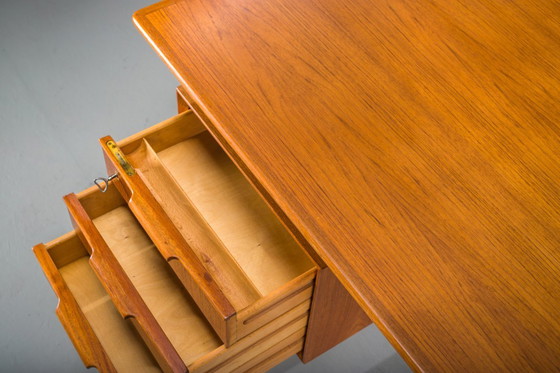 Image 1 of Teak Model 75 Desk from Omann Jun Møbelfabrik, 1960s