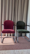 Due sedie Gispen 413
