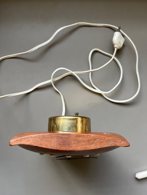 L.E.K.A Ruurlo walnut desk clock vintage