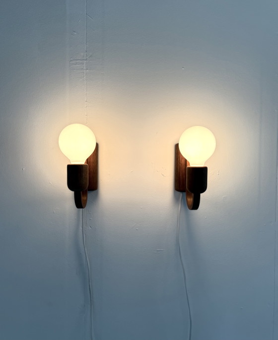 Image 1 of 2x Wandlampe aus Teakholz, Domus '70