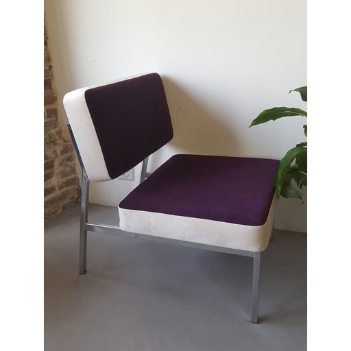 Poltrona bassa vintage bianca e viola, Francia, anni '70