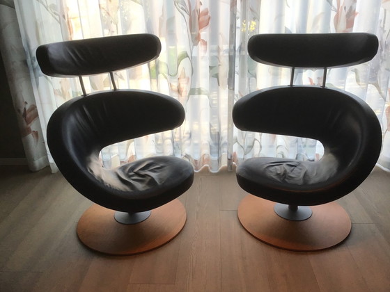 Image 1 of 2x Stokke Varier Peel with footrest.