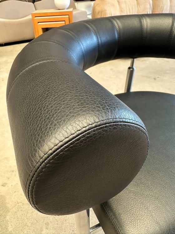 Fauteuil Erik Jørgensen Møbelfabrik Cobra EJ900 (Stock : 2) – Leather, Metal (photo 7 of 7)