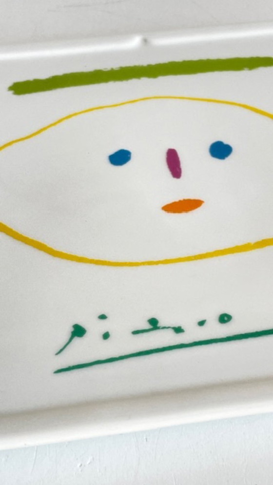Image 1 of Serveerschaal/bord gesigneerd door Picasso