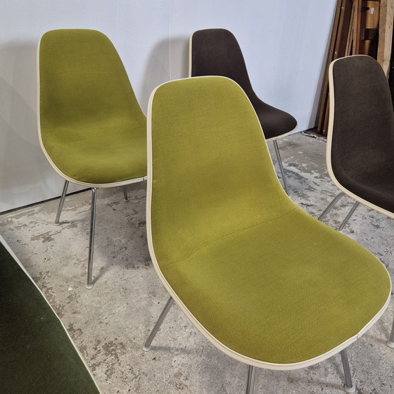 Image 1 of Eames Herman Miller, sedie in fibra di vetro Vitra DSX, vintage