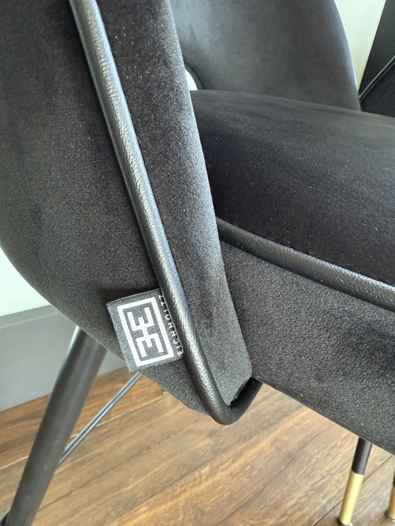 Image 1 of 4 taburetes de bar Eichholtz Cliff Roche de terciopelo negro