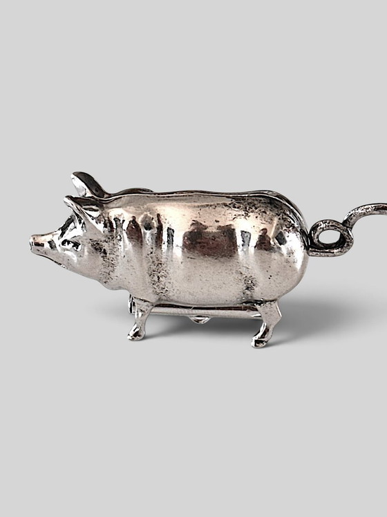 Mètre ruban en forme de cochon style vintage avec pochette en velours – Trendy, Objets déco, Metal (photo 5 of 6)