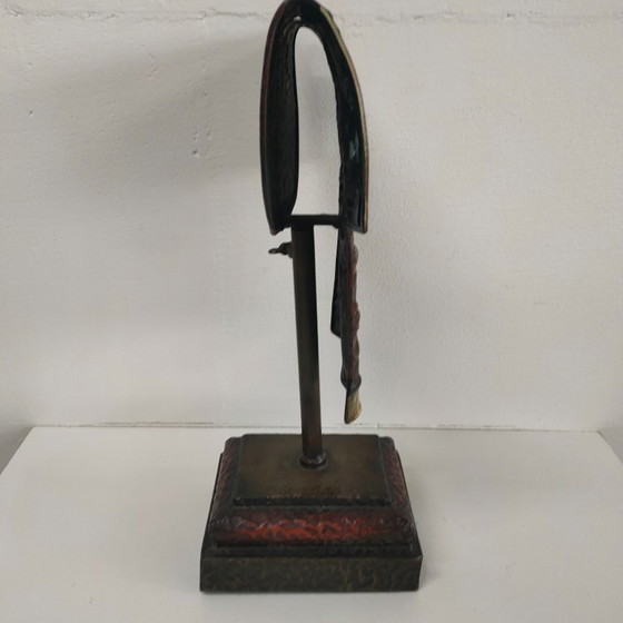 Image 1 of Statue décorative, cape ou robe en étain/cuivre