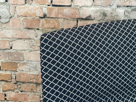 Image 1 of Poltrona lounge Arper Catifa 70