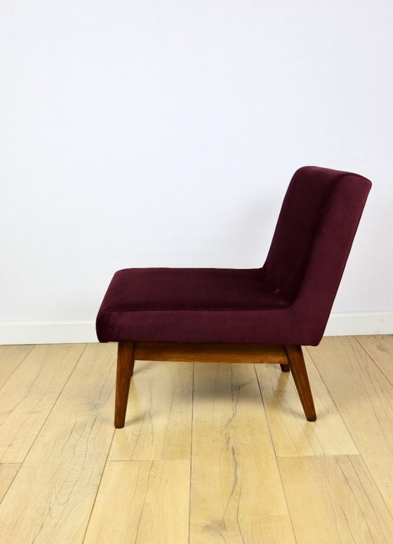 Image 1 of Vintage loft armchair 70s vintage burgundy wine velvet