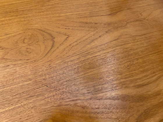 Image 1 of Vintage Tulpentafel in Hout