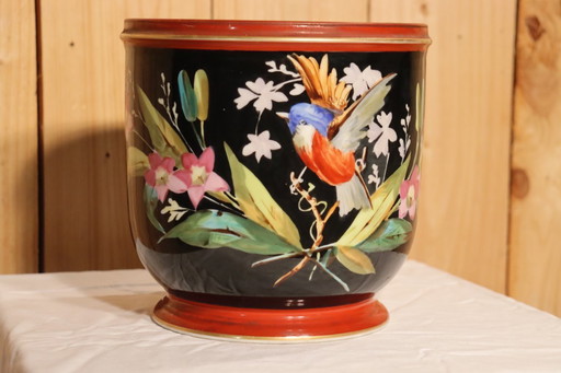 Giardiniera in porcellana parigina decorata con uccelli e fiori, XIX secolo