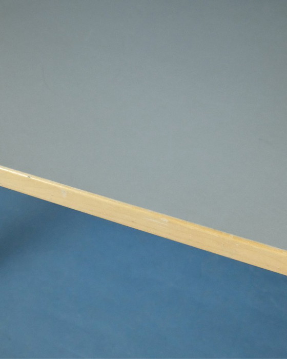 Image 1 of Tabelle 81A – Alvar Aalto – Artek (Tabelle des Büros)