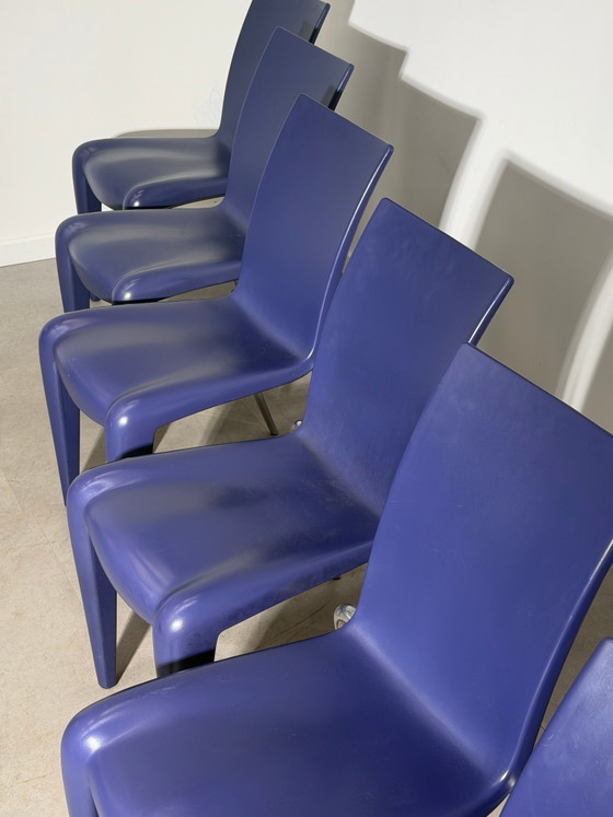 Juego de 6 sillas de comedor Luis XX de Philippe Starck para Vitra – Azul / Malva (photo 4 of 7)