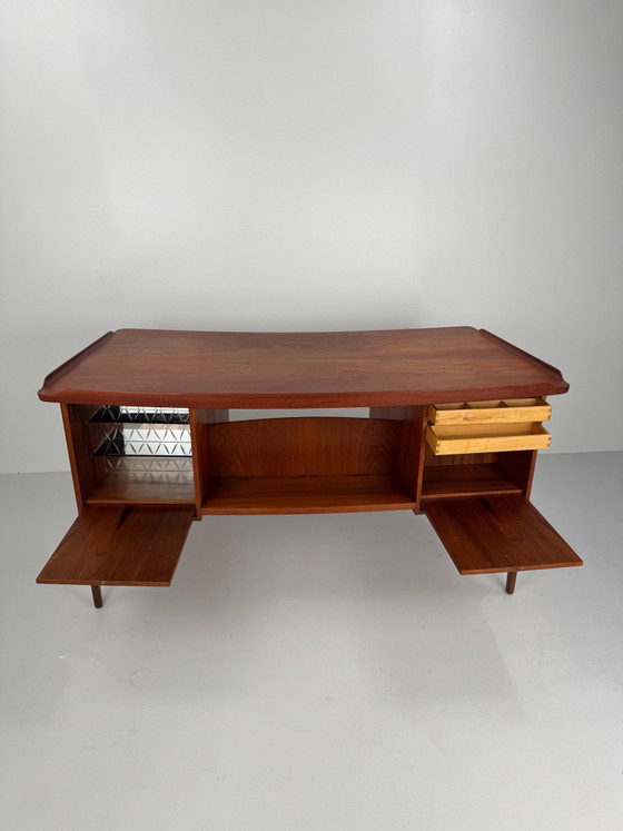 Boomerang Executive Desk, Svend Aage Madsen for H.P. Hansen, Denmark, 1960s, Wood, Brown (photo 11 of 15)