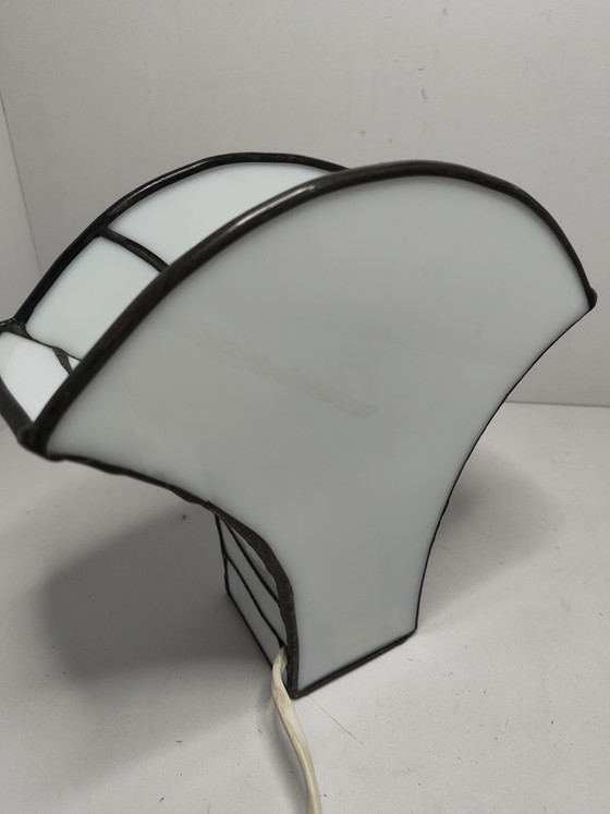 Vintage Tiffany Style Table Lamp – Stained Glass with Pink Rose – Herner Glas, Metal (photo 5 of 11)